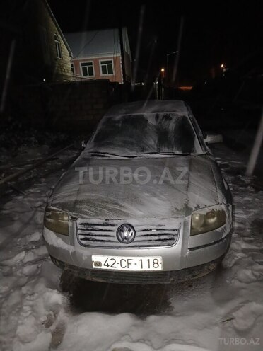 Volkswagen Passat 2001, 287,885 km - 1.8 l - Qusar
