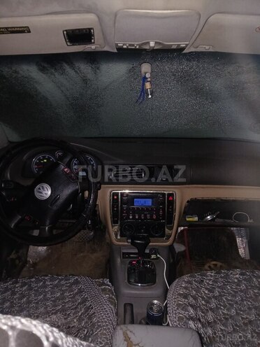 Volkswagen Passat 2001, 287,885 km - 1.8 l - Qusar