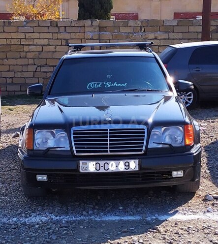 Mercedes E 250 1995, 591,520 km - 2.5 l - Gəncə