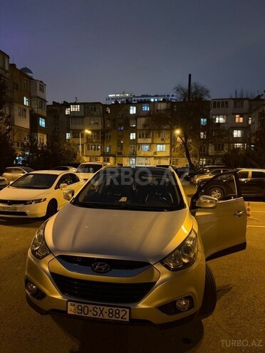 Hyundai ix35 2013, 81,000 km - 2.0 л - Bakı