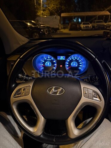 Hyundai ix35 2013, 81,000 km - 2.0 л - Bakı