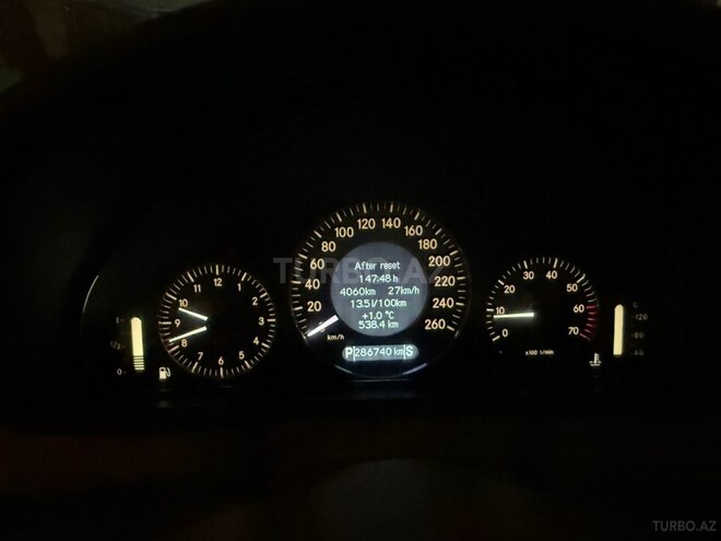 Mercedes CLK 320 2004, 286,750 km - 3.2 l - Bakı