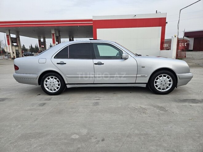 Mercedes E 240 1998, 286,500 km - 2.4 l - Sabirabad