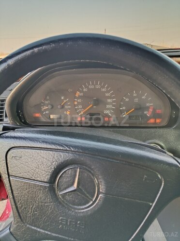 Mercedes C 220 1997, 89,000 km - 2.2 л - Salyan