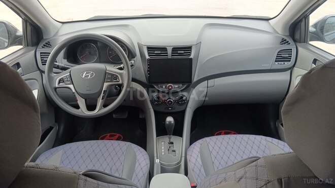 Hyundai Accent 2017, 72,000 km - 1.6 л - Bakı