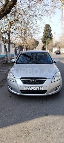 Kia Ceed-1