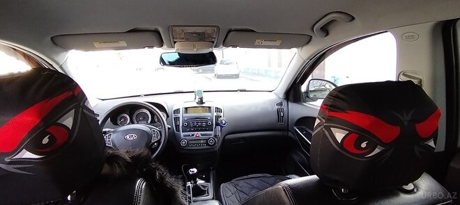 Kia Ceed-4