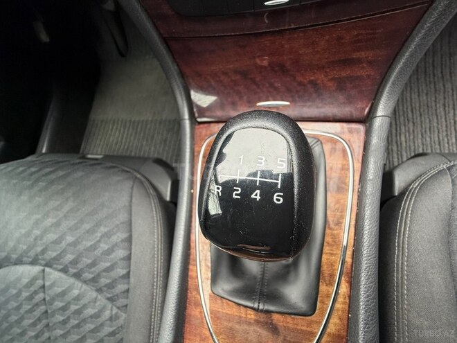 Mercedes E 200 2005, 337,000 km - 1.8 l - Bakı