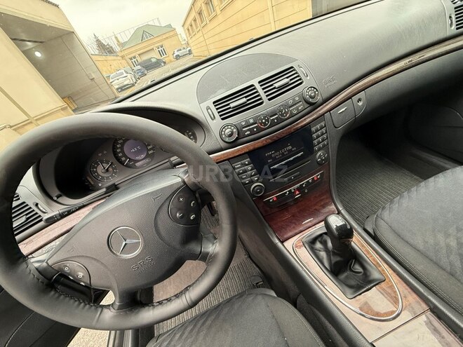 Mercedes E 200 2005, 337,000 km - 1.8 l - Bakı
