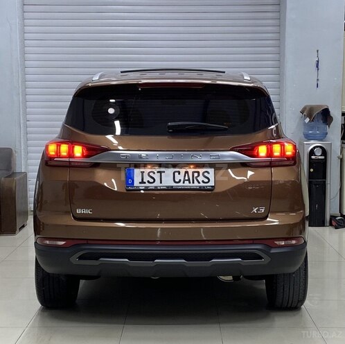 Baic X3-9