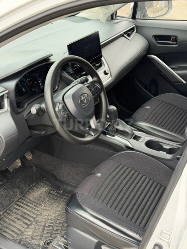 Toyota Corolla Cross 2024, 31,000 km - 2.0 l - Bakı