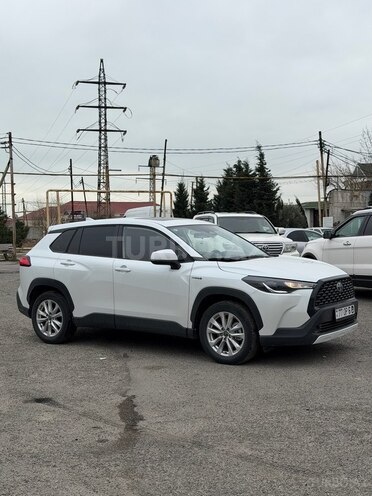 Toyota Corolla Cross 2024, 31,000 km - 2.0 l - Bakı