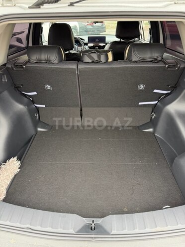 Toyota Corolla Cross 2024, 31,000 km - 2.0 l - Bakı