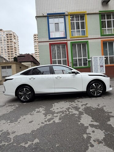 Changan Qiyuan A05 2025, 23,750 km - 1.5 l - Bakı