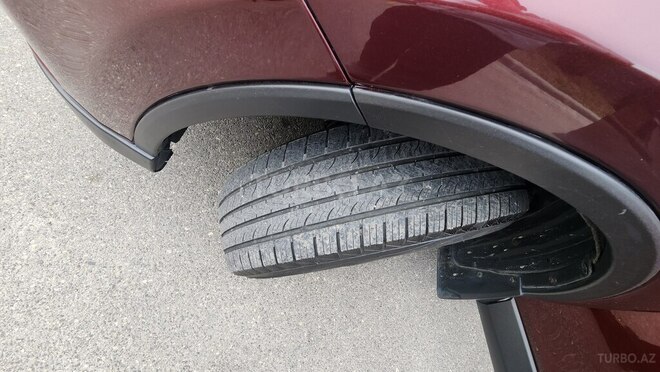 Toyota RAV4-16