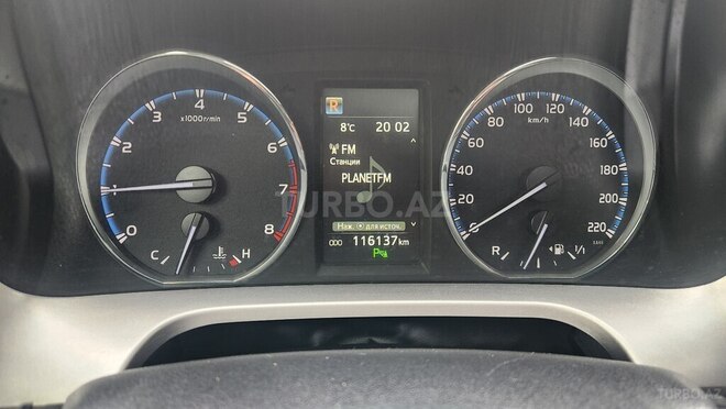 Toyota RAV4-17