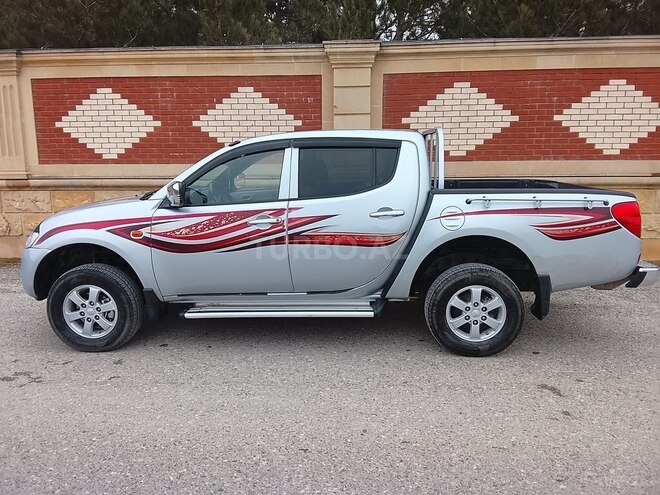 Mitsubishi L200 2008, 234,925 km - 2.5 л - Bakı