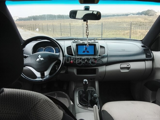 Mitsubishi L200 2008, 234,925 km - 2.5 л - Bakı