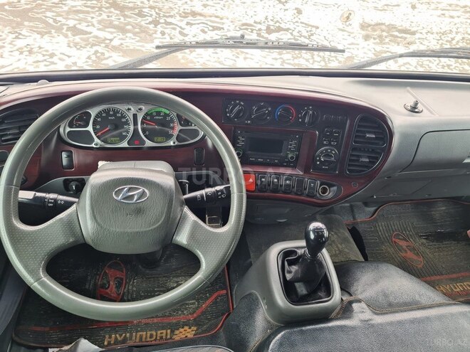 Hyundai County-2