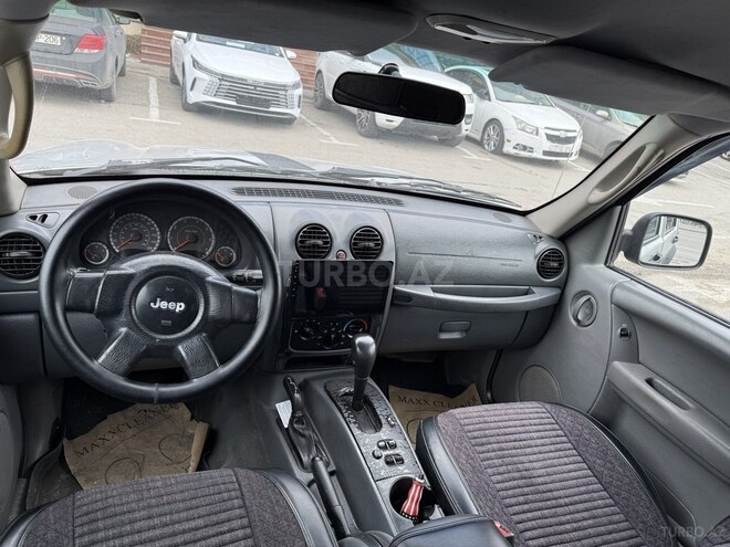 Jeep Liberty 2005, 279,185 km - 3.7 l - Bakı