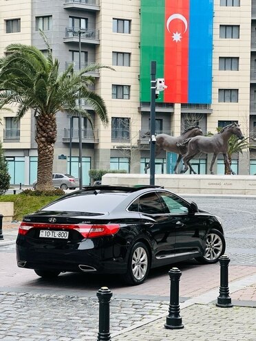 Hyundai Grandeur 2011, 298,000 km - 2.4 л - Bakı