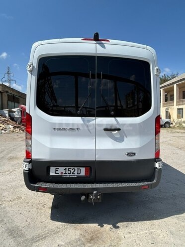 Ford Transit-2