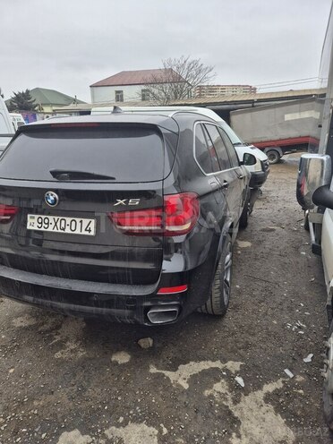 BMW X5 2014, 250,000 km - 3.0 l - Babək