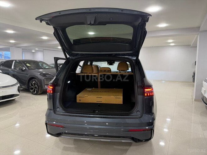 Geely Monjaro-17