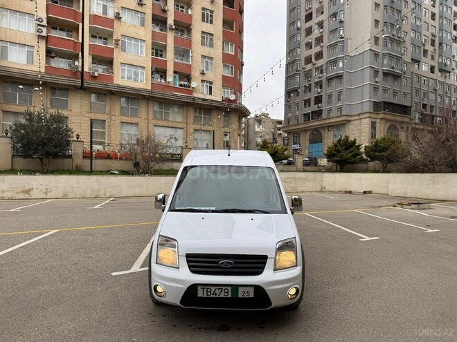 Ford Transit Connect-18