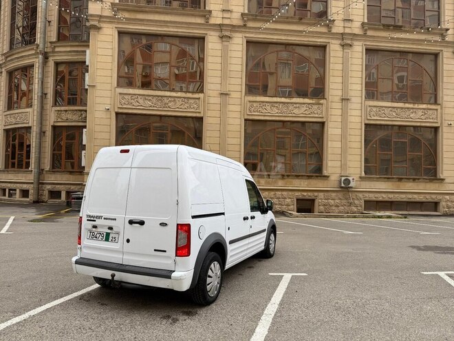Ford Transit Connect-19