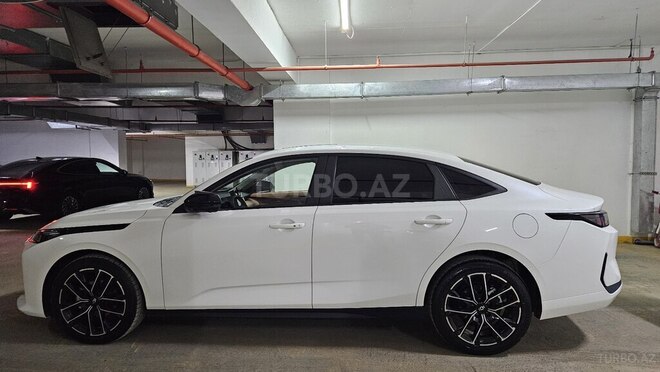 Changan Qiyuan A05 2025, 15,100 km - 1.5 л - Bakı