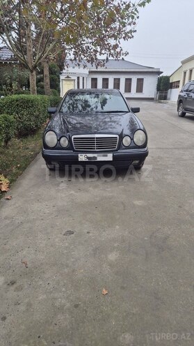 Mercedes E 220 1999, 531,478 km - 2.2 л - Sabirabad