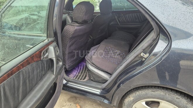 Mercedes E 220 1999, 531,478 km - 2.2 л - Sabirabad