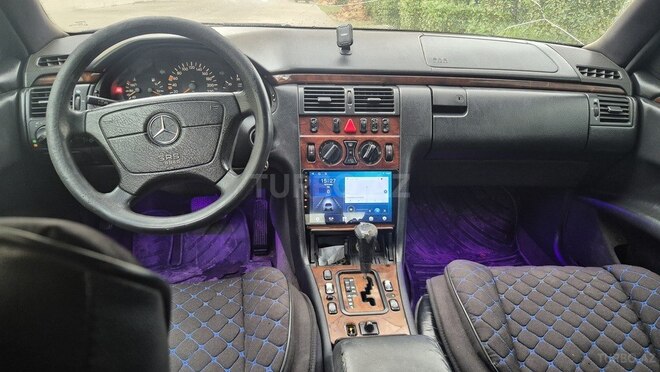 Mercedes E 220 1999, 531,478 km - 2.2 л - Sabirabad
