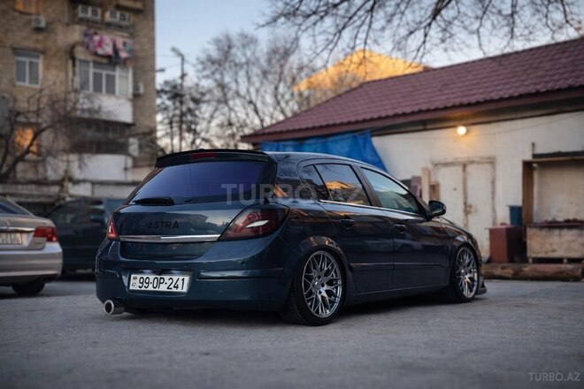 Opel Astra 2006, 240,000 km - 1.3 л - Bakı