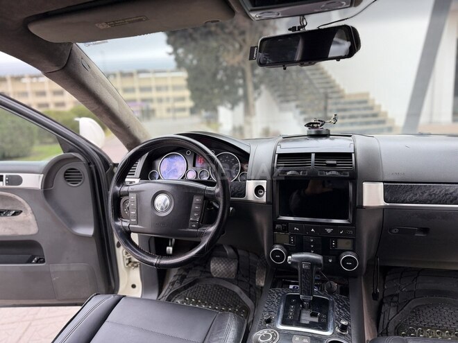 Volkswagen Touareg 2004, 214,174 km - 3.2 л - Sumqayıt
