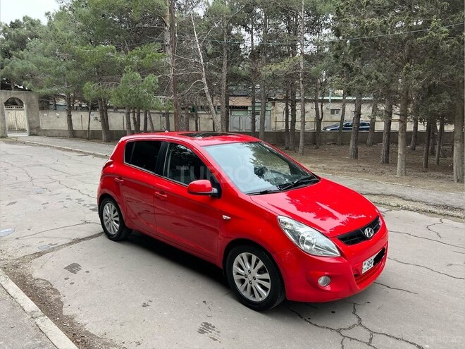 Hyundai i20-3