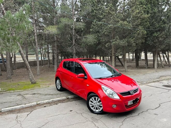 Hyundai i20-8