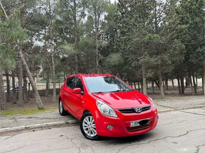 Hyundai i20-10
