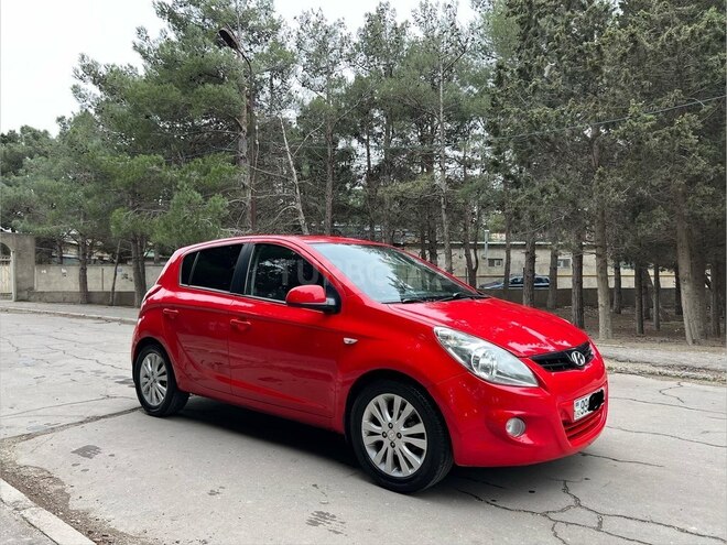 Hyundai i20-16