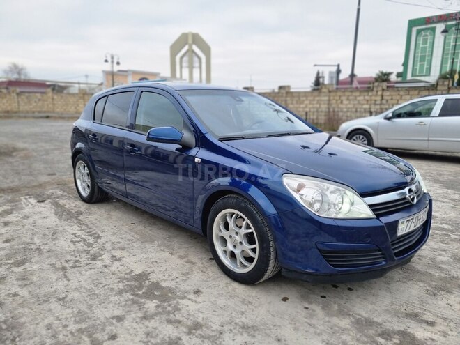 Opel Astra 2005, 300,067 km - 1.4 l - Ucar
