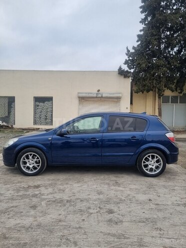 Opel Astra 2005, 300,067 km - 1.4 l - Ucar