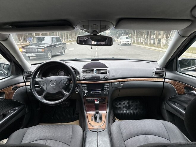 Mercedes E 220 2002, 380,000 km - 2.2 l - Sumqayıt