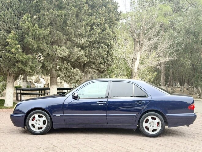 Mercedes E 220 2000, 391,077 km - 2.2 l - Sumqayıt