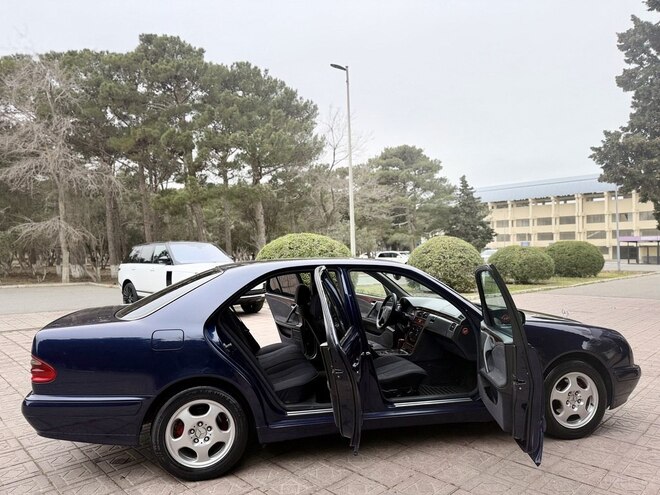 Mercedes E 220 2000, 391,077 km - 2.2 l - Sumqayıt