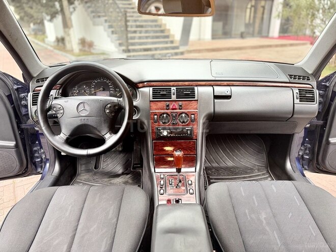 Mercedes E 220 2000, 391,077 km - 2.2 l - Sumqayıt