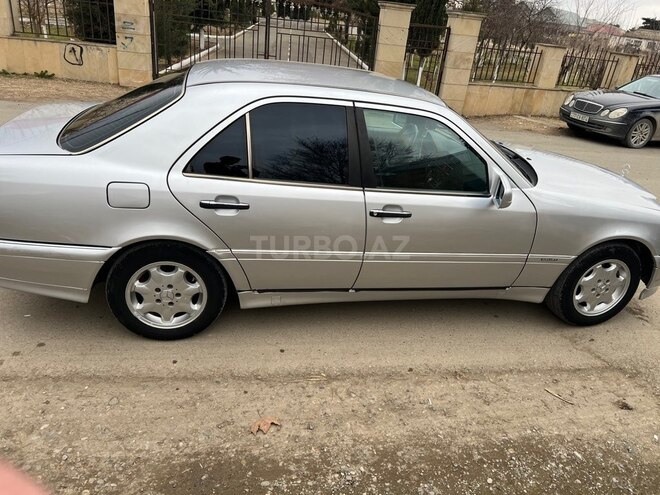 Mercedes C 220 1995, 460,615 km - 2.2 l - Ağcabədi