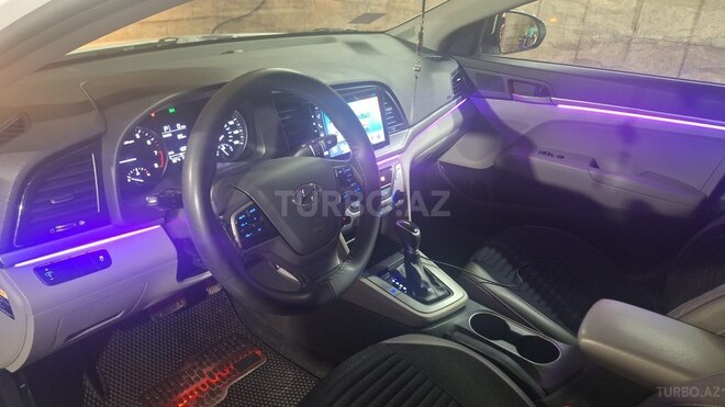 Hyundai Elantra 2016, 145,485 km - 2.0 l - Bakı