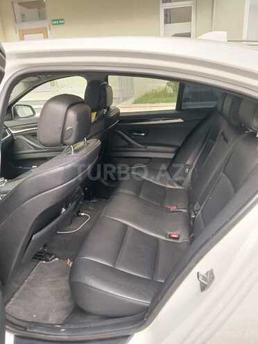 BMW 528 2013, 300,000 km - 2.0 l - Bakı
