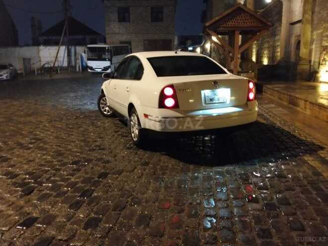Volkswagen Passat 2003, 345,000 km - 1.8 л - Bakı
